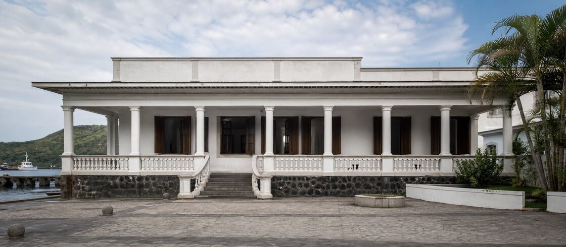 OGC Anjouan building